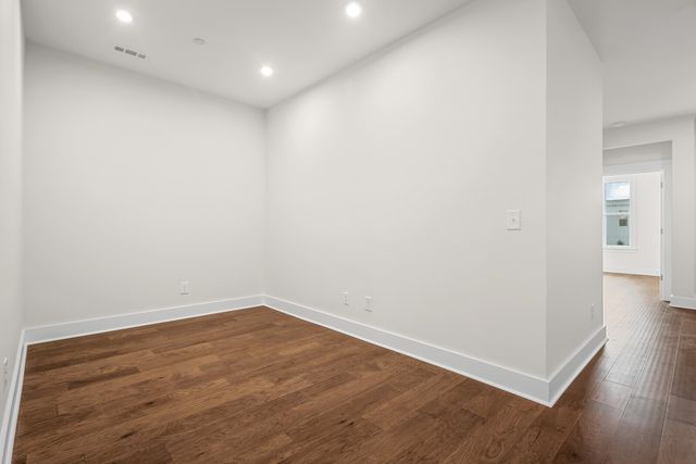 2056 Conductor Ln, Thompsons Station, TN 37179