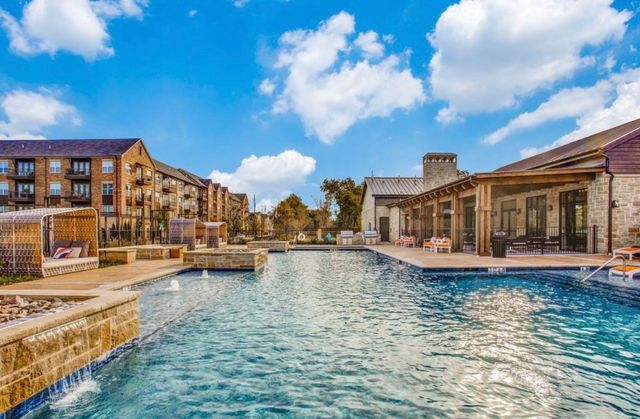 2649 La Altura Lane, Dallas, TX 75212