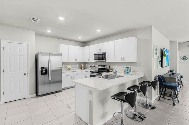 25008 E LENOX CIRCLE, Punta Gorda, FL 33950
