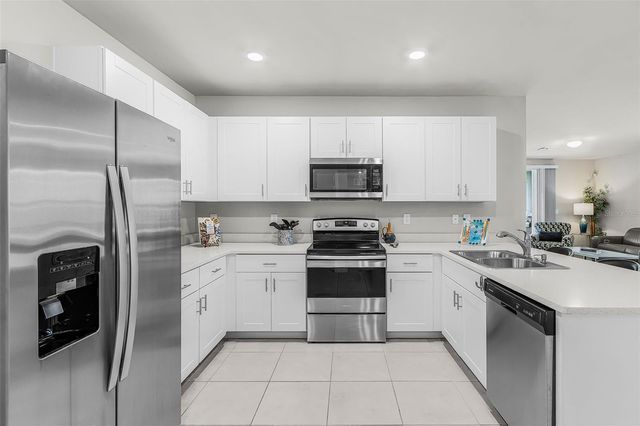 25008 E LENOX CIRCLE, Punta Gorda, FL 33950