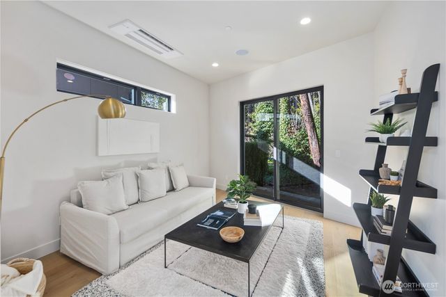 7128 ne 119th Place, Kirkland, WA 98034