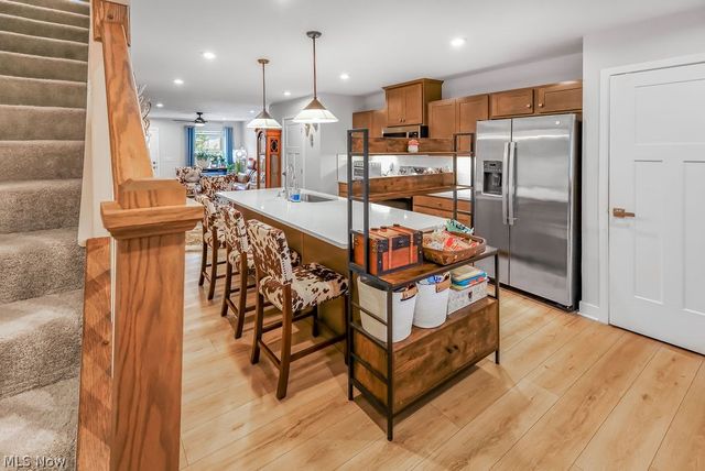 1278 Divot Circle, Akron, OH 44313