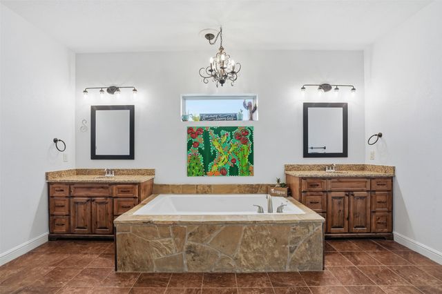 2701 County Road 1110, Rio Vista, TX 76093