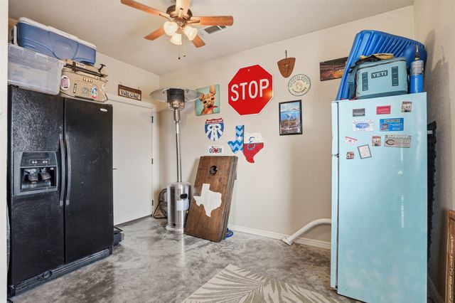 2701 County Road 1110, Rio Vista, TX 76093