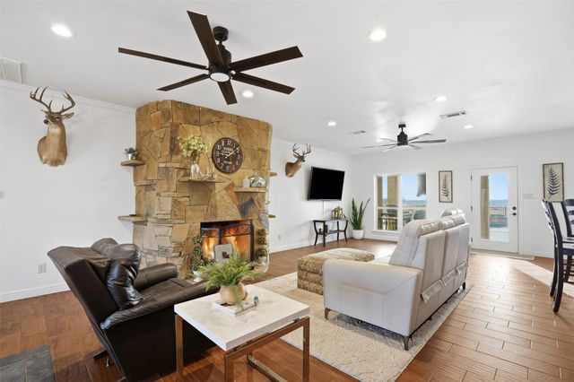 2701 County Road 1110, Rio Vista, TX 76093