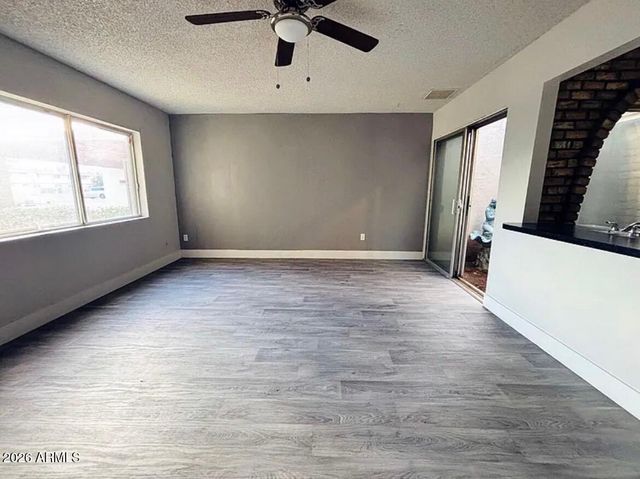 4766 W Palmaire Avenue, Glendale, AZ 85301