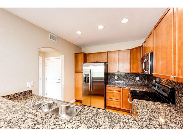 9059 E Panorama Cir B405, Englewood, CO 80112