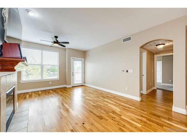 9059 E Panorama Cir B405, Englewood, CO 80112