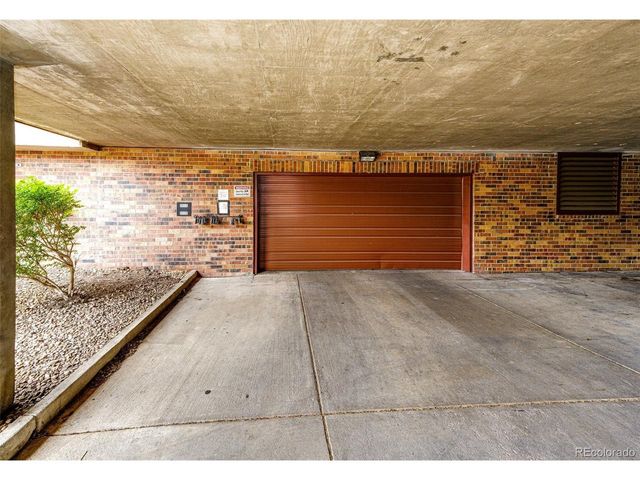 9059 E Panorama Cir B405, Englewood, CO 80112