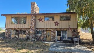 29960 Greenwater Drive, Tehachapi, CA 93561