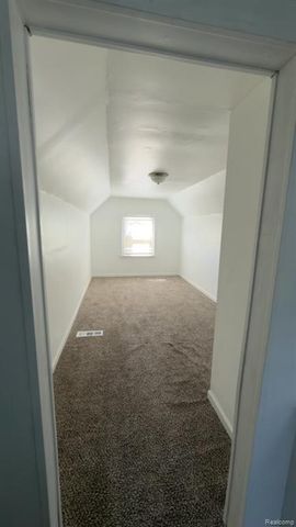 1720 Park Street, Flint, MI 48503