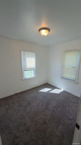 1720 Park Street, Flint, MI 48503