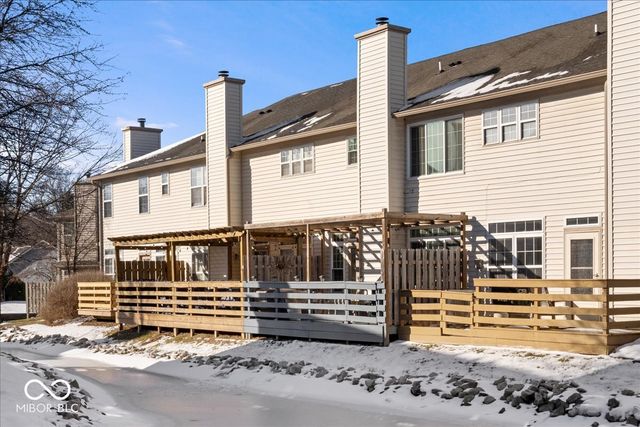 8006 Windham Lake Way 35, Indianapolis, IN 46214