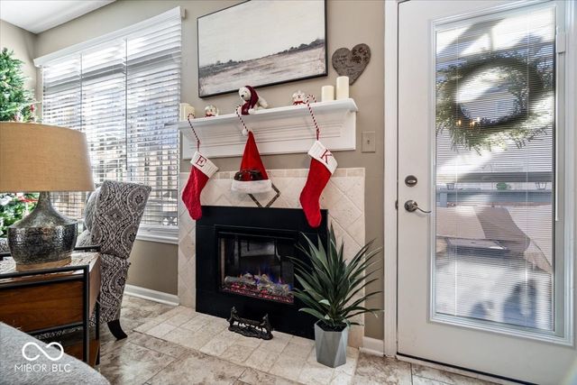 8006 Windham Lake Way 35, Indianapolis, IN 46214