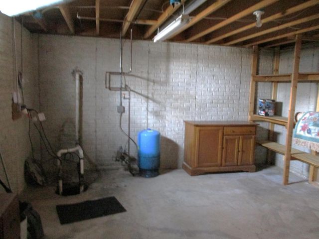 10520 E Garrison Rd Road, Durand, MI 48429