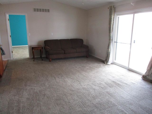 10520 E Garrison Rd Road, Durand, MI 48429