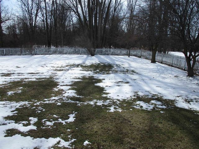 10520 E Garrison Rd Road, Durand, MI 48429