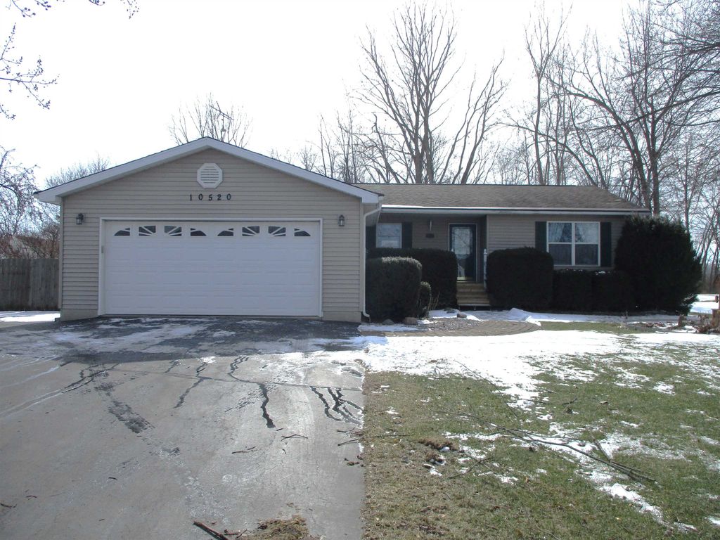 10520 E Garrison Rd Road, Durand, MI 48429