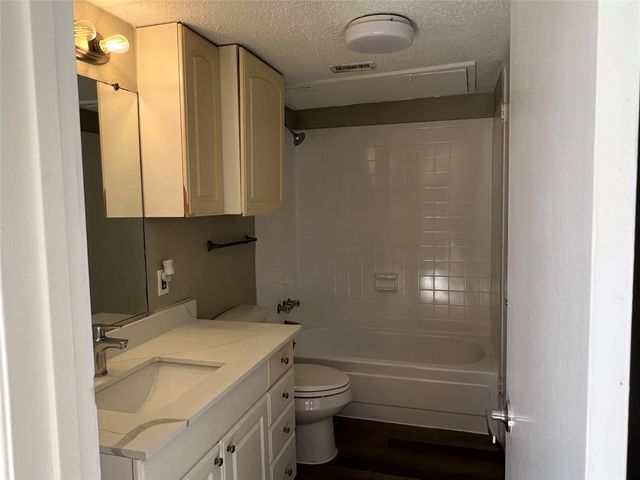 4612 Country Creek Drive 1166, Dallas, TX 75236