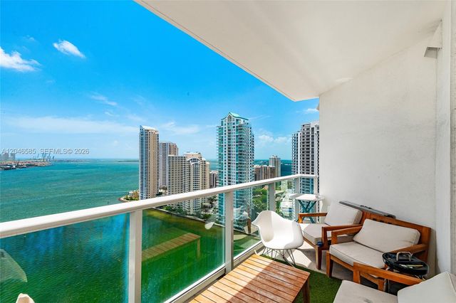 300 S Biscayne Boulevard T2612, Miami, FL 33131
