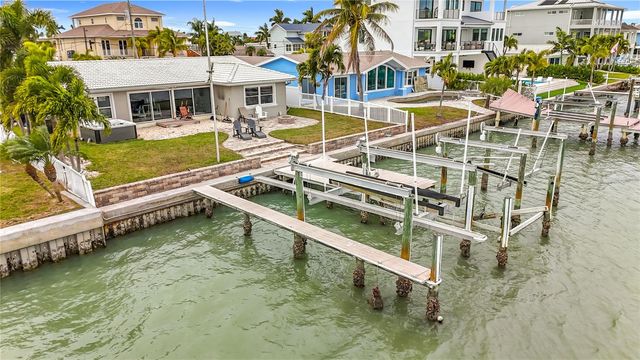 533 JOHNS PASS AVENUE, Madeira Beach, FL 33708