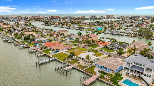 533 JOHNS PASS AVENUE, Madeira Beach, FL 33708