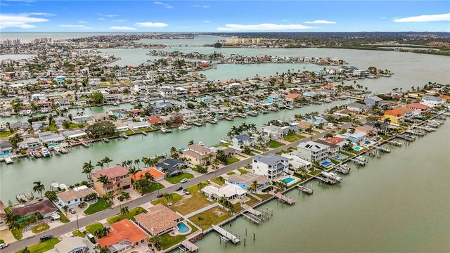 533 JOHNS PASS AVENUE, Madeira Beach, FL 33708