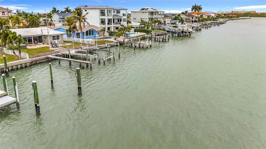 Image 23 of property listing at 533 JOHNS PASS AVENUE, Madeira Beach, FL 33708