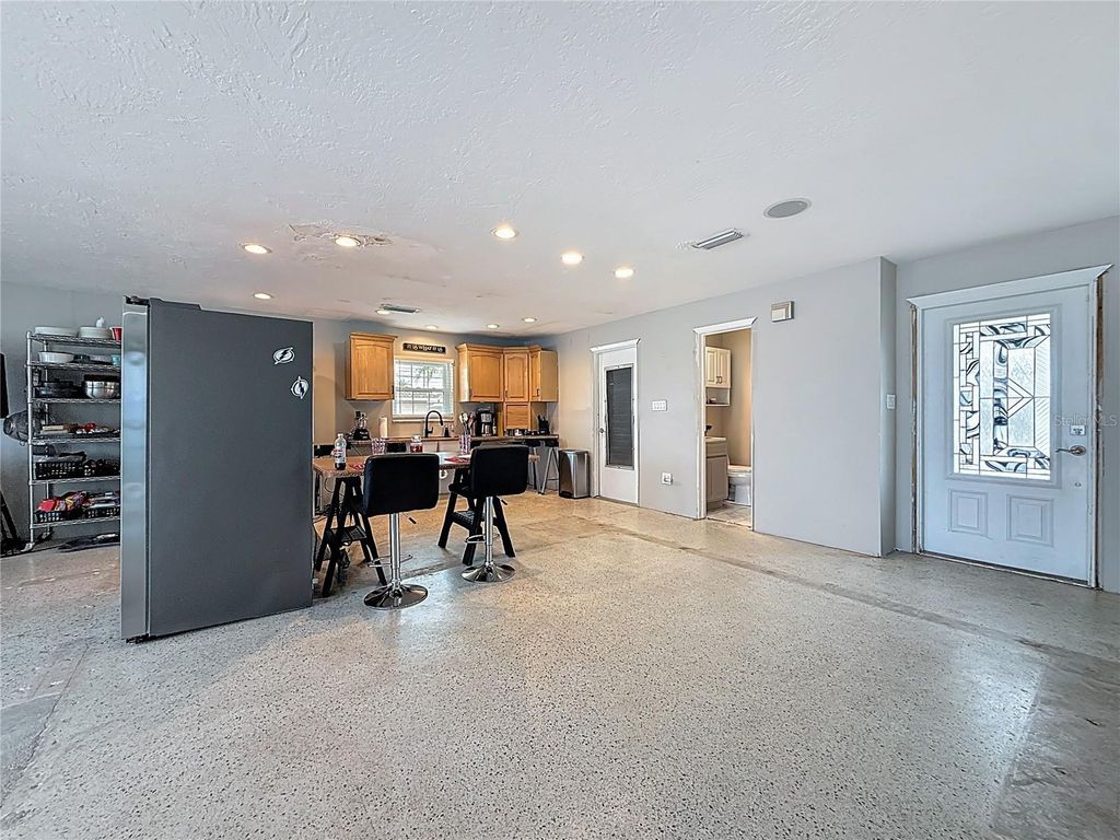 Image 25 of property listing at 533 JOHNS PASS AVENUE, Madeira Beach, FL 33708