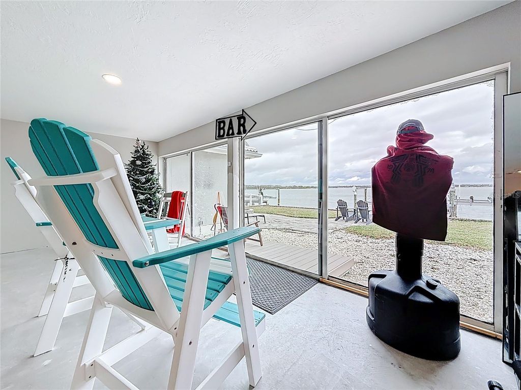 Image 28 of property listing at 533 JOHNS PASS AVENUE, Madeira Beach, FL 33708