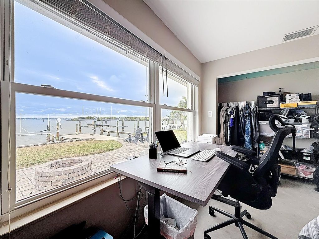 Image 45 of property listing at 533 JOHNS PASS AVENUE, Madeira Beach, FL 33708
