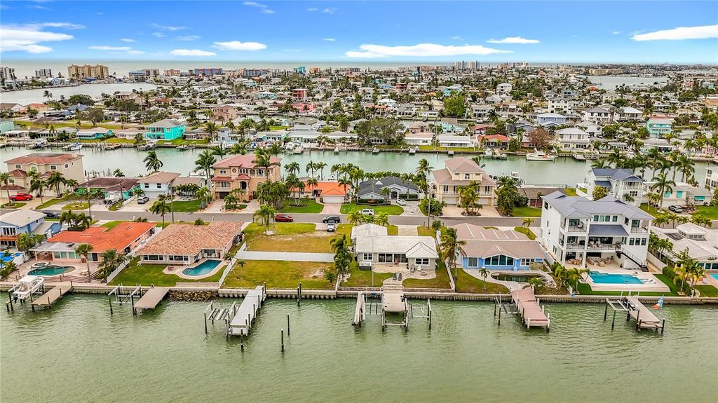 Image 60 of property listing at 533 JOHNS PASS AVENUE, Madeira Beach, FL 33708