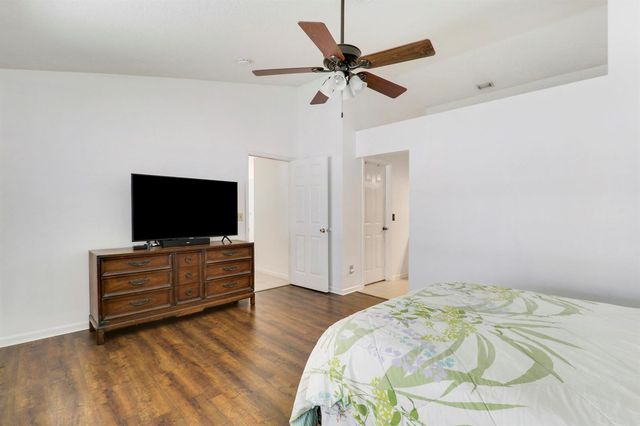 234 Moccasin Trail W, Jupiter, FL 33458