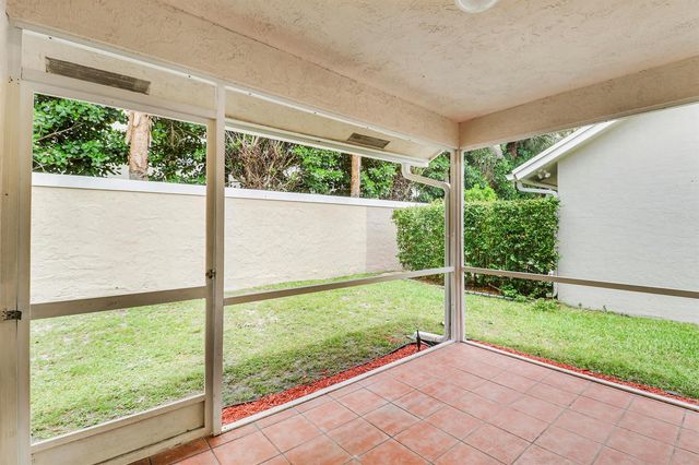 234 Moccasin Trail W, Jupiter, FL 33458