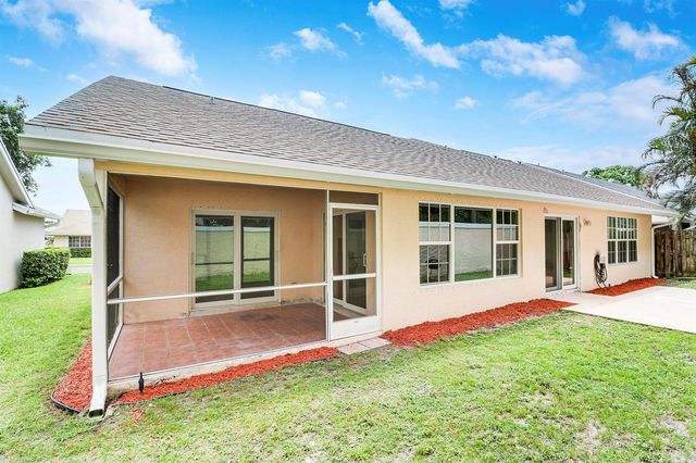 234 Moccasin Trail W, Jupiter, FL 33458