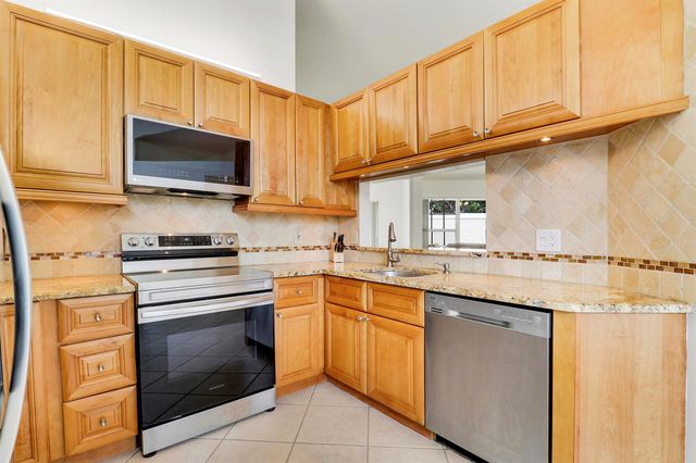 234 Moccasin Trail W, Jupiter, FL 33458