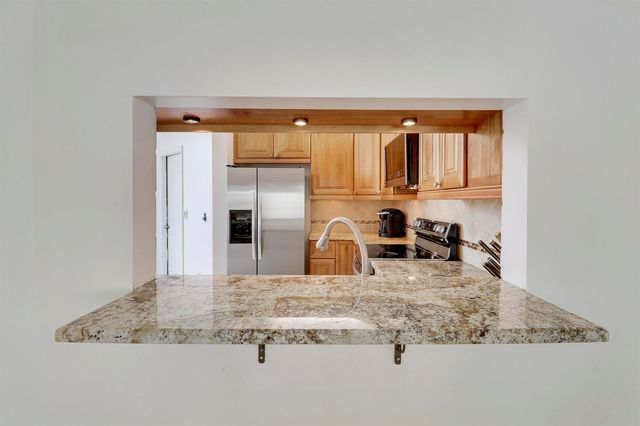 234 Moccasin Trail W, Jupiter, FL 33458