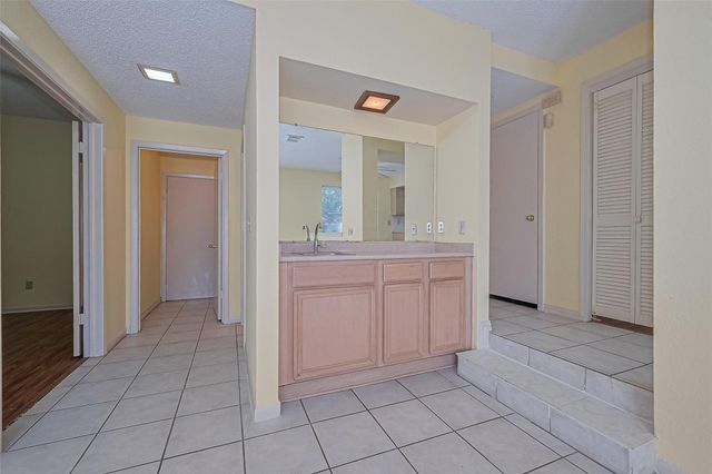 5127 Smokey River Drive, Katy, TX 77449