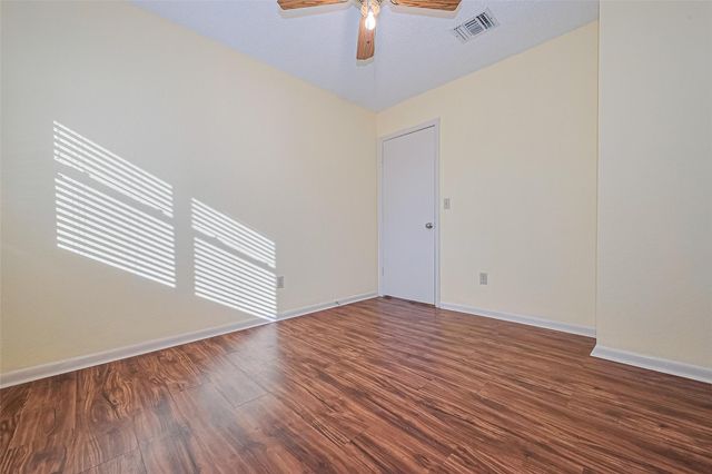 5127 Smokey River Drive, Katy, TX 77449
