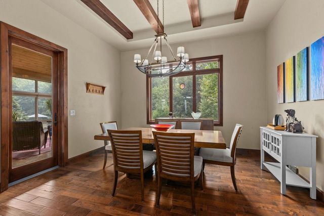 1835 PRESIDENTIAL DRIVE, Neenah, WI 54956