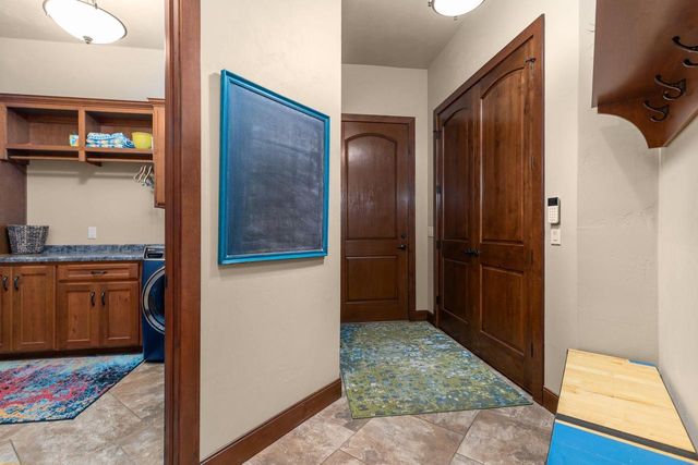 1835 PRESIDENTIAL DRIVE, Neenah, WI 54956