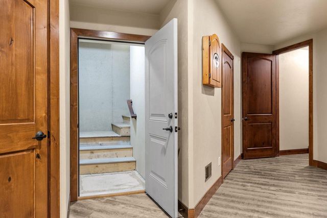 1835 PRESIDENTIAL DRIVE, Neenah, WI 54956