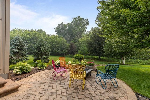 1835 PRESIDENTIAL DRIVE, Neenah, WI 54956