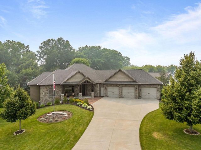 1835 PRESIDENTIAL DRIVE, Neenah, WI 54956