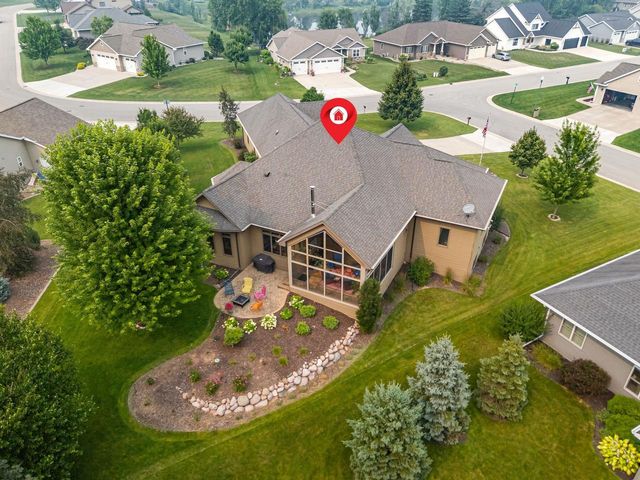1835 PRESIDENTIAL DRIVE, Neenah, WI 54956