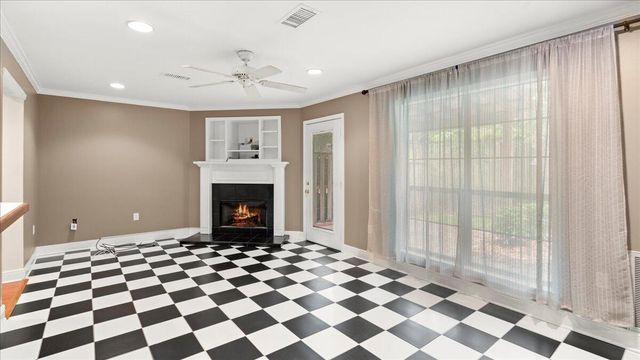 202 Jefferson Pl, Hattiesburg, MS 39402