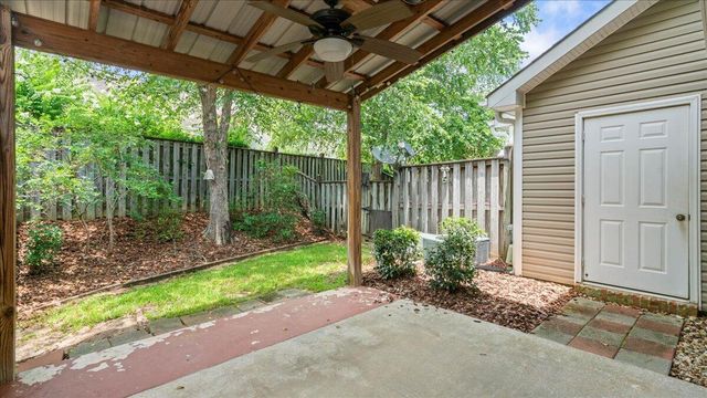 202 Jefferson Pl, Hattiesburg, MS 39402