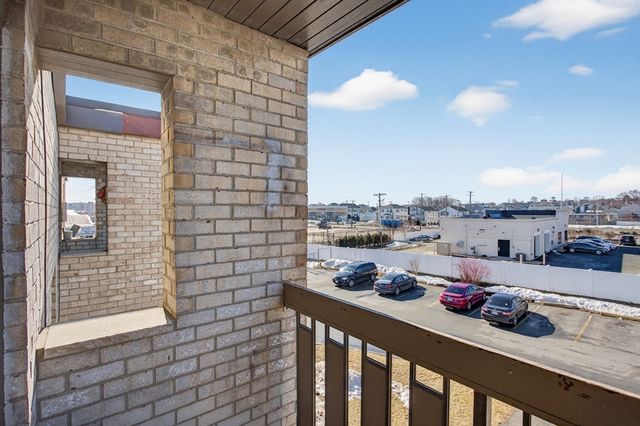 45 Mccoba St 72, Revere, MA 02151