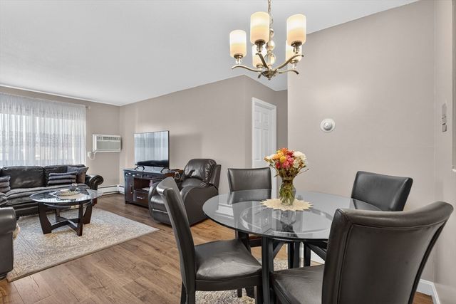 45 Mccoba St 72, Revere, MA 02151