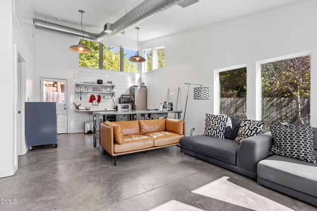 545 E Lenoir Street, Raleigh, NC 27601